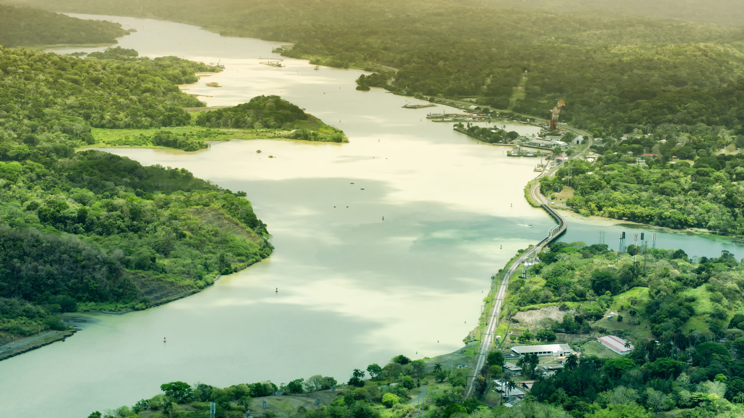 UN - 122 The Panamanian Encyclopedia of Peacemaking